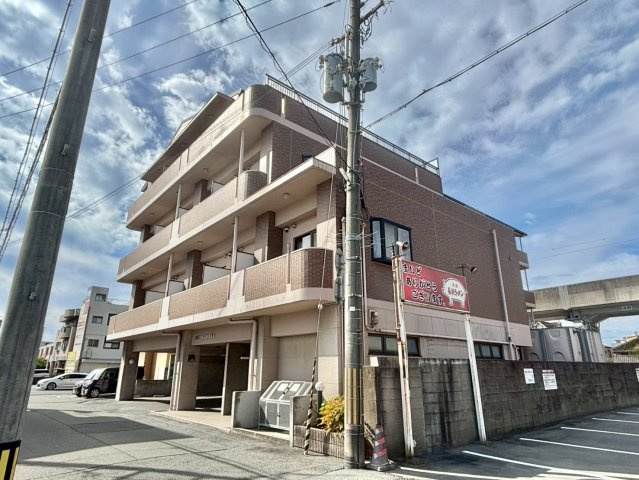 ネオクオーツ幸　弐番館の外観