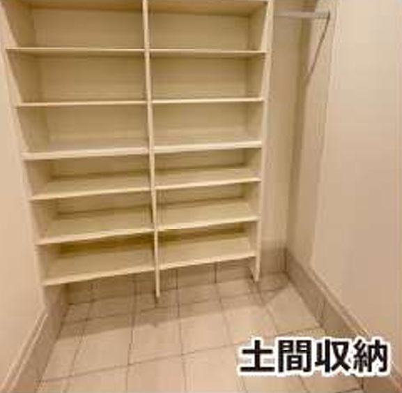 神戸市垂水区星陵台7丁目の収納|大容量シューズ収納付き！片付く心地よい玄関♪