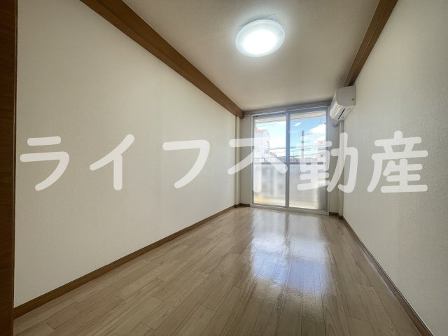 ラポール友愛Ⅰの居間・リビング|ゆったり過ごせるリビングです