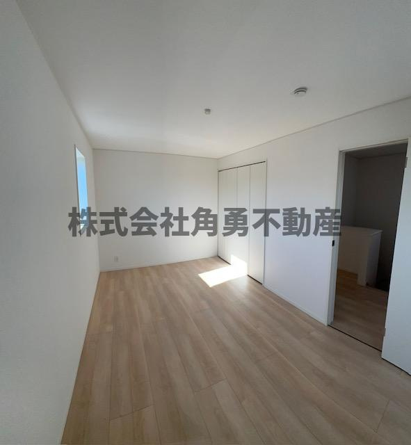 秦野市平沢第19　新築一戸建て　1号棟の内観：施工例|《施工例》洋室