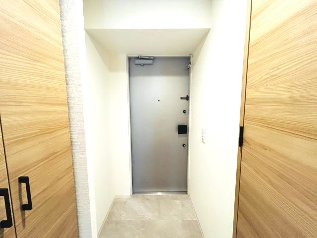 アプリーレ神戸元町の玄関