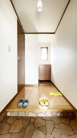 ビレッジ北矢三の玄関
