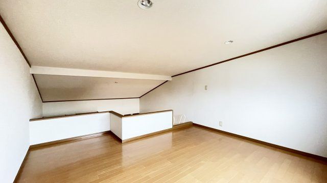 ビレッジ北矢三の居間・リビング