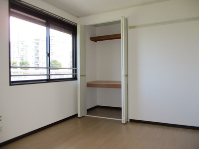 【収納】 | カーサみつわ台H | ※同物件、同タイプ、間取り反転のお部屋です