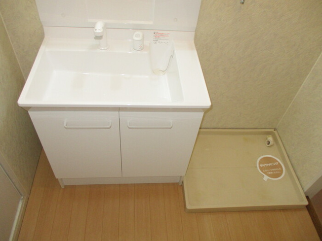 【独立洗面台】 | カーサみつわ台H | ※同物件、同タイプ、間取り反転のお部屋です