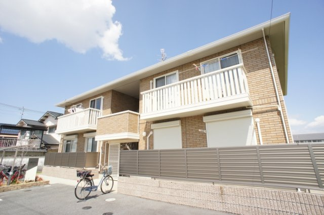 天理市田井庄町のアパート