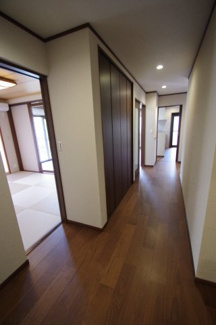 【その他】 | 【仲介手数料無料！！】川崎市麻生区上麻生2丁目　リフォーム済み戸建て　16800万円 | 1階廊下