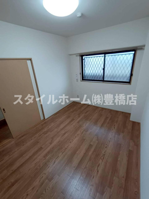 【洋室】 | クレール壱番館