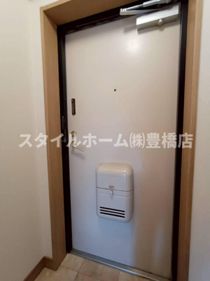 【玄関】 | クレール壱番館