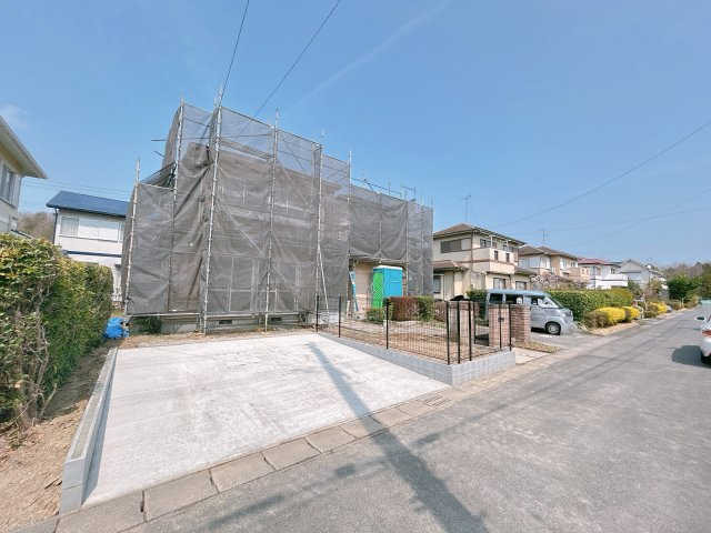 いわき市南台2丁目 中古住宅　陽当たり良好! 4LDK 不動産プラスの前面道路含む現地写真|価格には消費税、リフォーム費用を含みます。リフォーム中でもご案内可能です。
