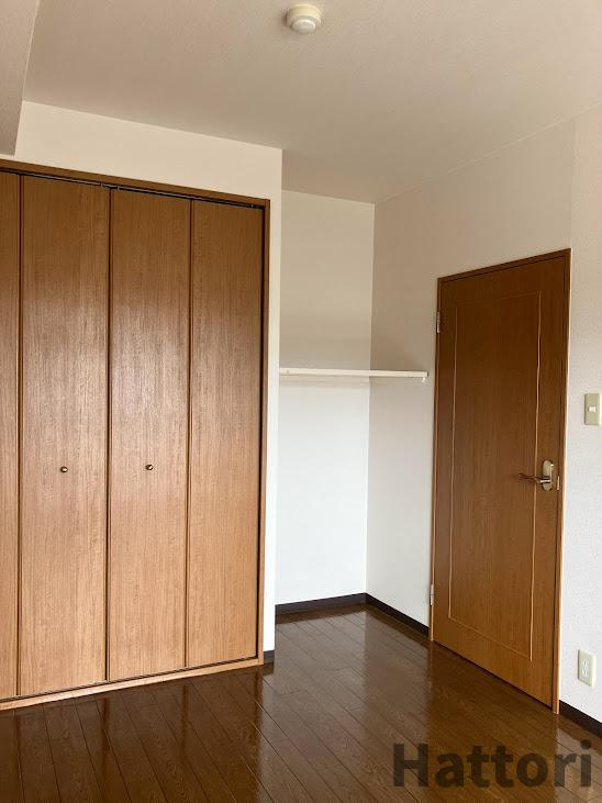 ボヌール千里中央の洋室