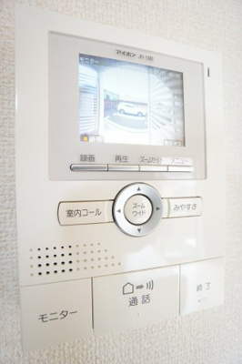 【セキュリティ】 | スタッピハウス | 同物件・反転タイプの写真です。
