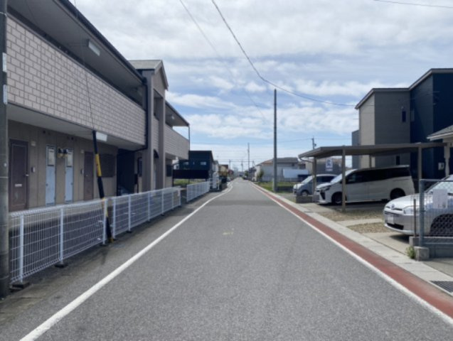 岐阜県瑞穂市牛牧　重量鉄骨造1棟アパートのその他|前面道路