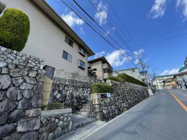 クレストヒル芦屋の外観