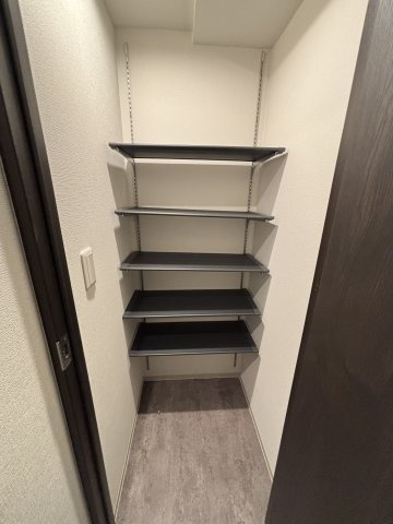 ＭＴＩマンション仙台卸町の玄関|シューズインクロークもあります