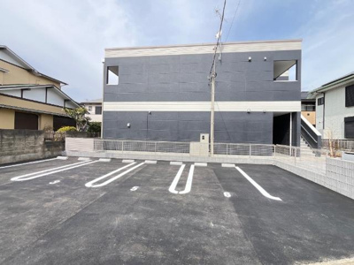 【駐車場】 | グランディール小田原 | 外観写真（昼）