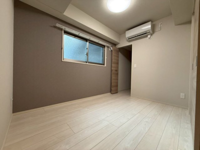 【洋室】 | IBC Residence West