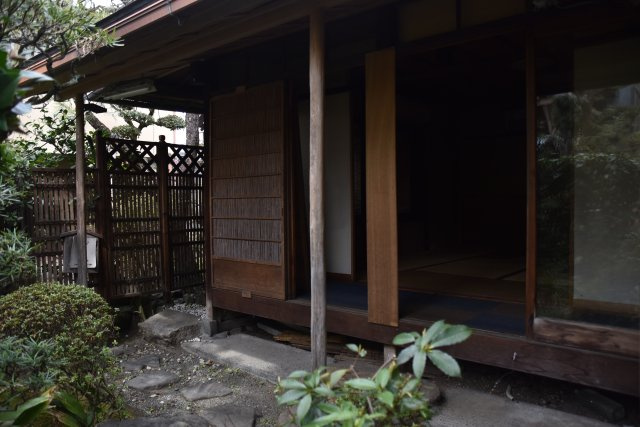 百万遍 市中の山居 商いの町家の外観|街中で閑寂を感じられます
