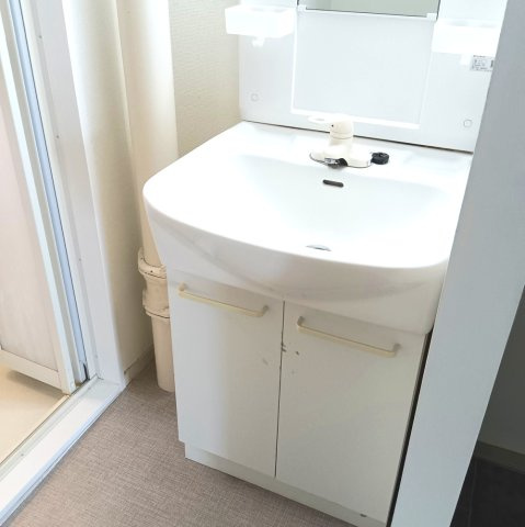 名谷15団地68号棟の洗面所|洗面所です