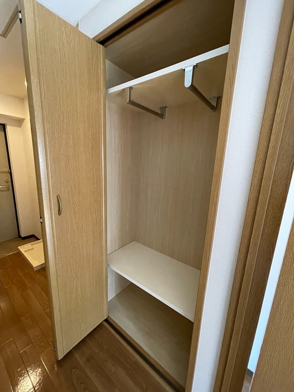 エスリード新神戸の収納|同物件別部屋写真