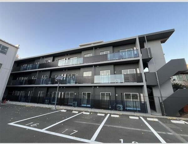 LUANA・AIR・RESIDENCE五橋