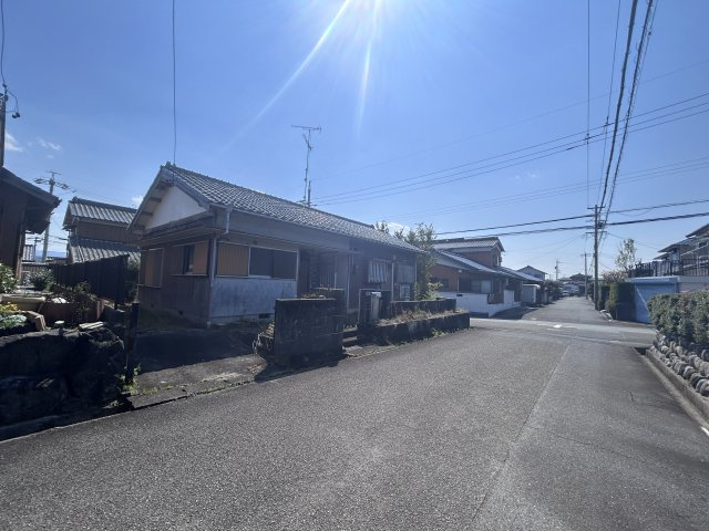 【前面道路含む現地写真】の画像