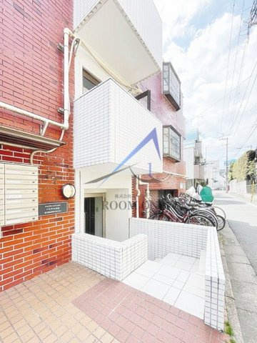 パステル小山のエントランス|エントランスです。