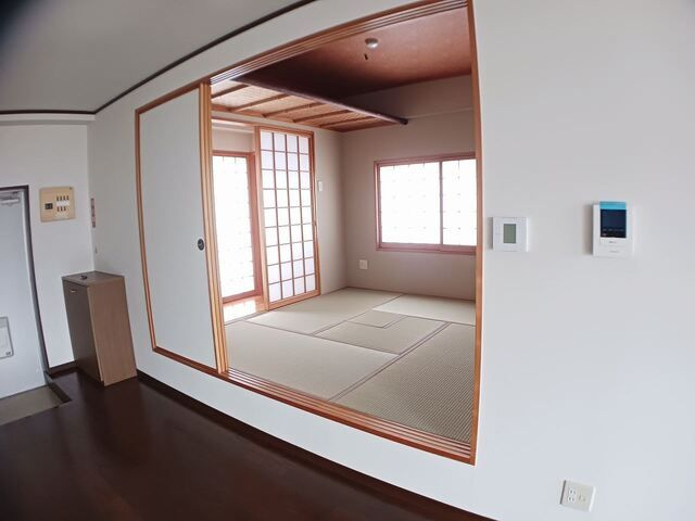 【寝室】ミログロッサ