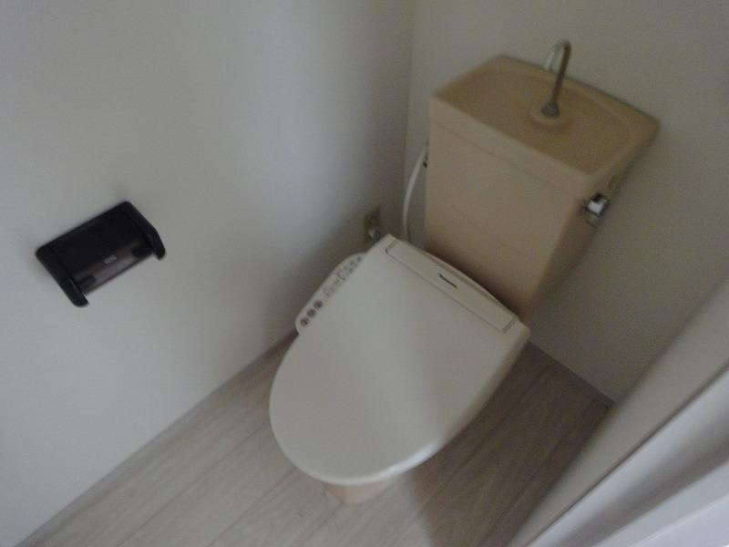 コーポマルベリ北新田のトイレ|物件の画像8