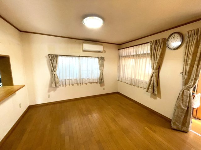 川口町5丁目　戸建住宅の居間・リビング