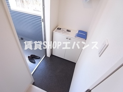 【玄関】 | ローレル