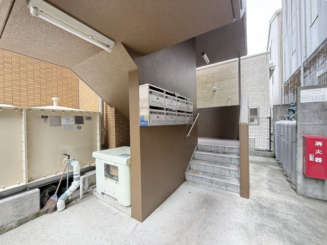 BRUGGEのエントランス