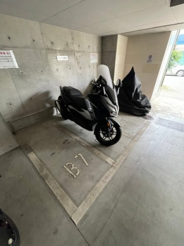 ル・シャンパーニュ　名古屋市賃貸　仲介手数料無料の駐車場