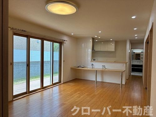 綾歌郡綾川町滝宮戸建の居間・リビング|リビング