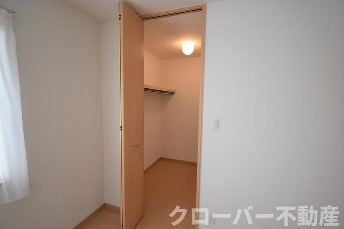 ファミーユ昴の収納|ウォークインクローゼット