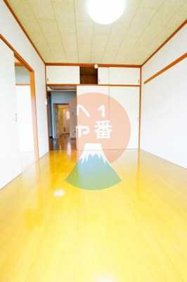 【その他】 | グリーンパーク天野 | ６帖のお部屋です　※参考写真です