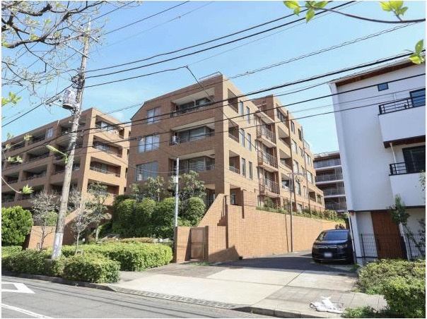 ★仲介手数料無料★上野毛シティハウスサウステラス（リフォーム済み・広々としたテラス、パントリー付き住戸）の外観