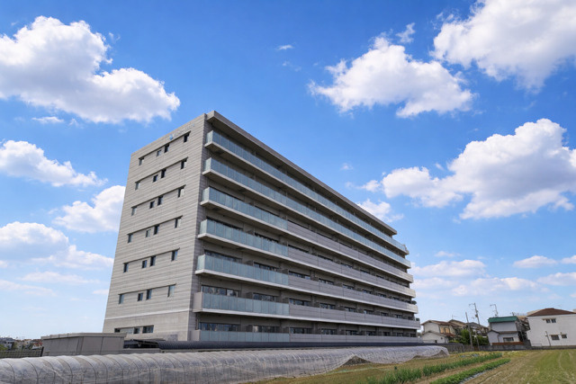 アルファスマート明石東野町人丸ヒルズ　の外観