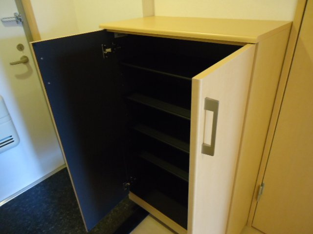 イグレット・シャトーの収納|下駄箱