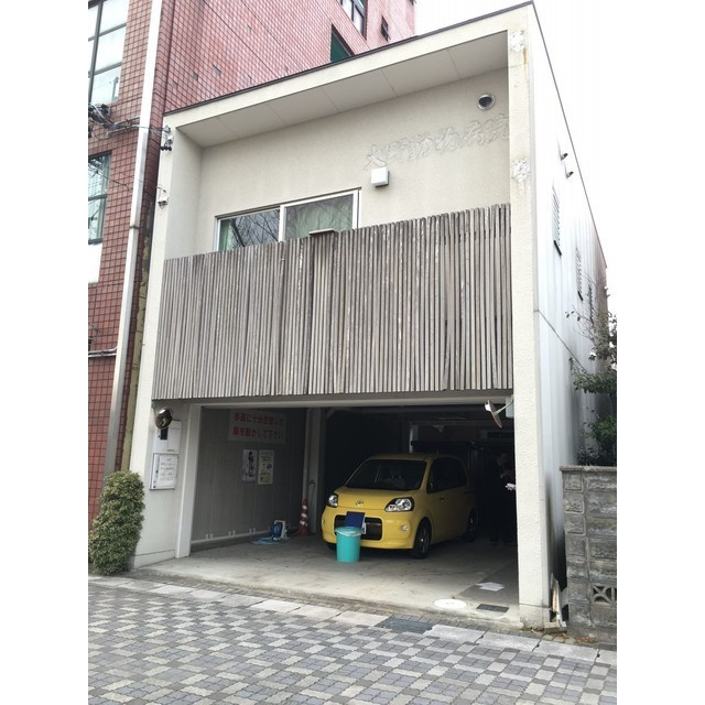 本郷町２丁目住居付店舗の外観