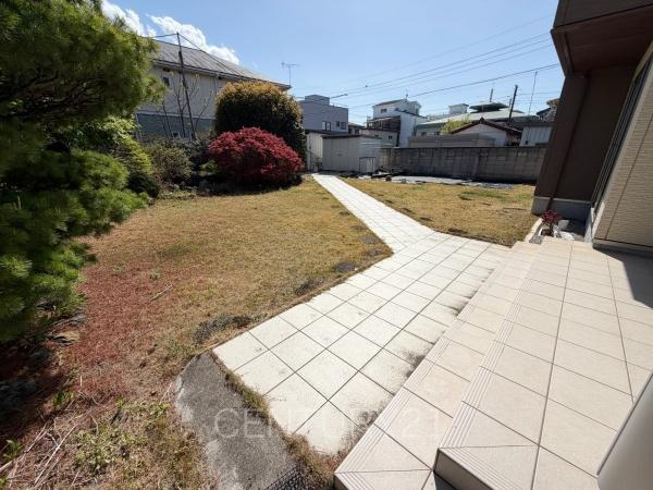 前橋市天川大島町中古一戸建ての庭