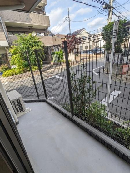 【バルコニー】 | Apartment風音
