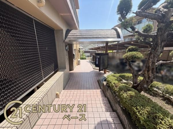 ドムール南生駒のエントランス|■こちらはマンション出入口です！