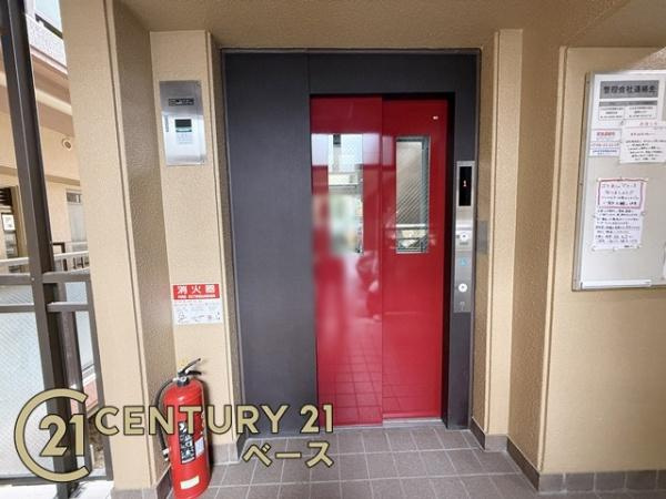 ドムール南生駒のその他共用部分|■エレベーター付きで移動も楽々！