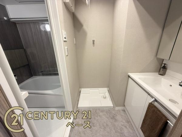 ドムール南生駒の独立洗面台|リフォーム済！使い勝手の良い綺麗な洗面室です！
