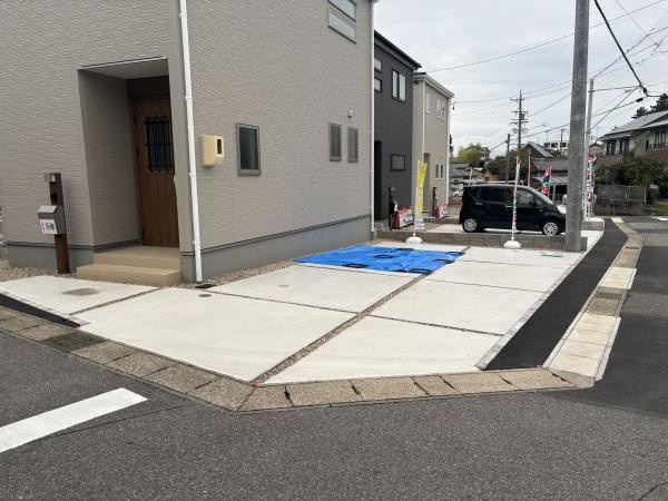 岡崎市福岡町第2　全4棟・1号棟の駐車場|３台駐車できます