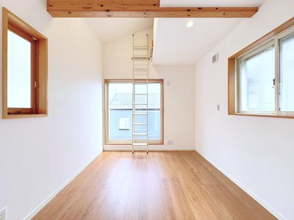藤沢市片瀬２丁目の中古一戸建の寝室