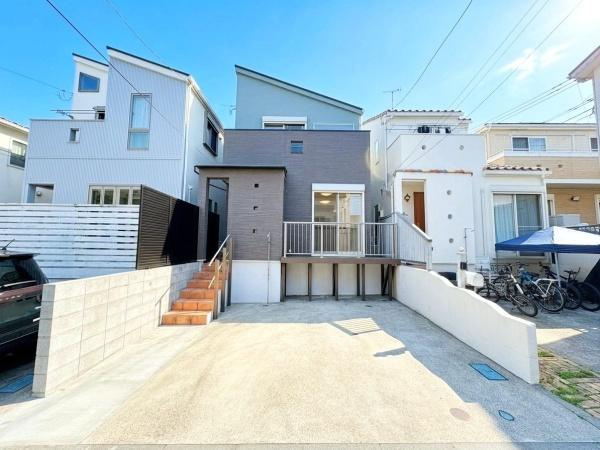 藤沢市片瀬２丁目の中古一戸建