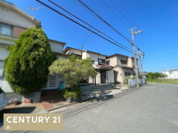 和歌山市土入　中古戸建の前面道路含む現地写真