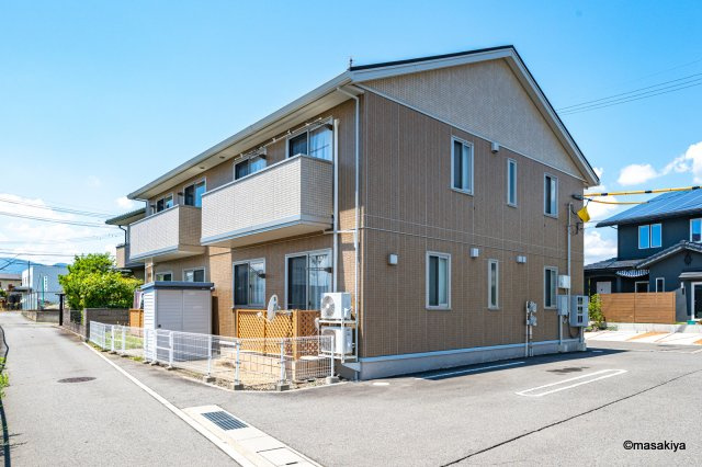 カナル・イースト